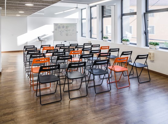 [CRT] Sala Eventos (hasta 30 pax) - Espacio CREATIVEIDEA